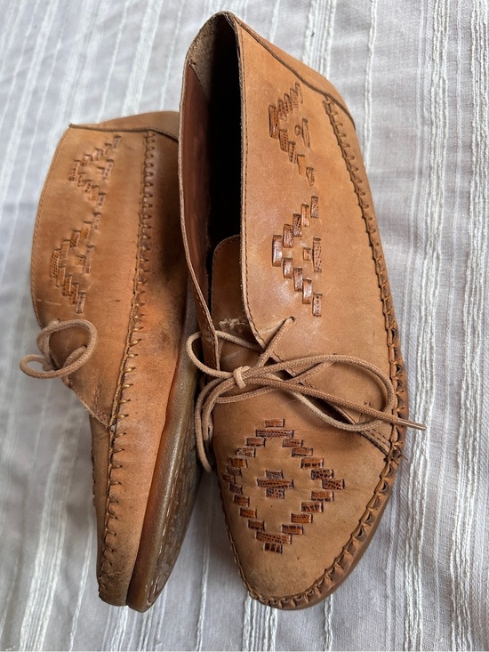dingo Shoes - Vintage Dingo Leather Southwestern Woven Moccasins Chukka Flats Boho | W9.5